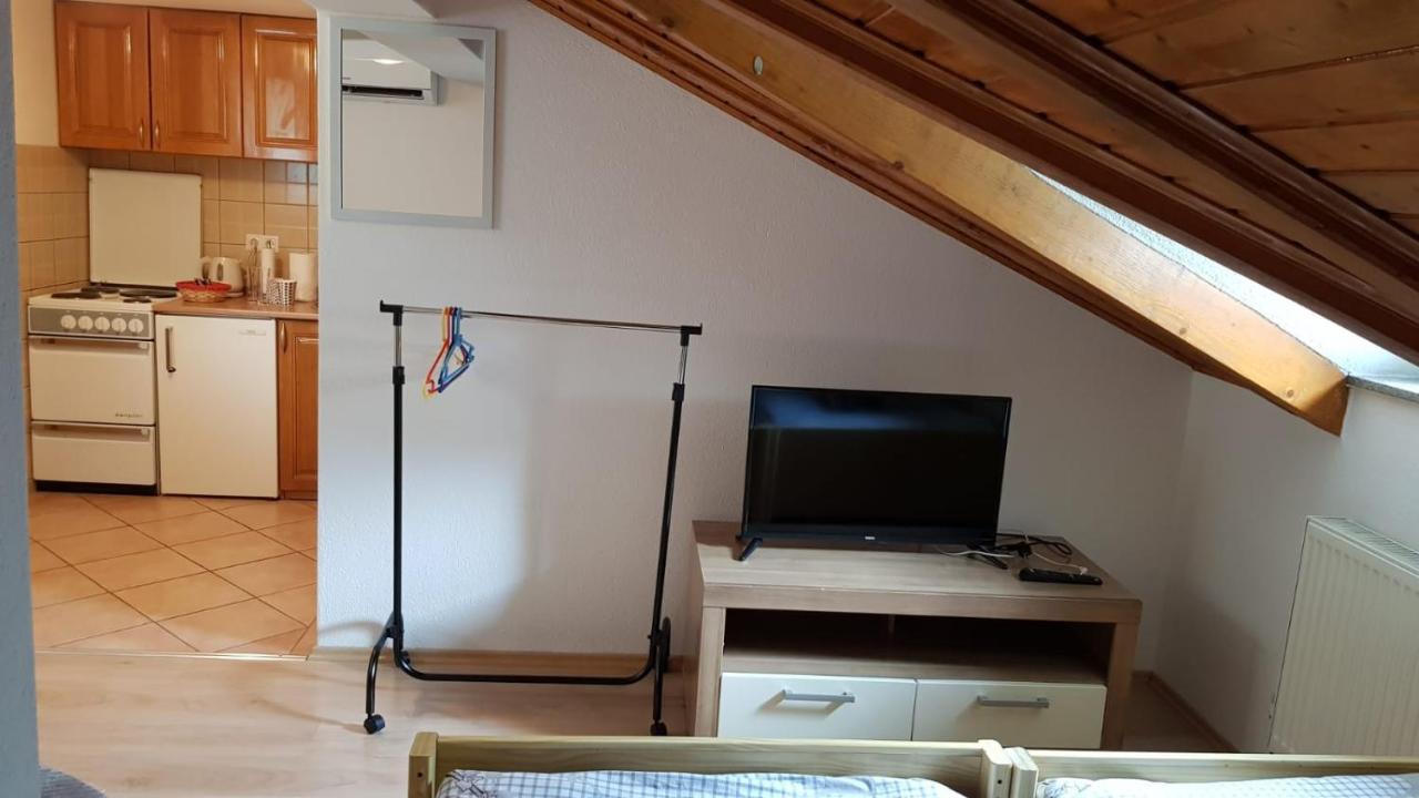 Studio Apartman Ivana يايتشه المظهر الخارجي الصورة